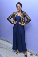 Rakul Preet Singh at Dhruva Movie Theatrical Trailer Launch